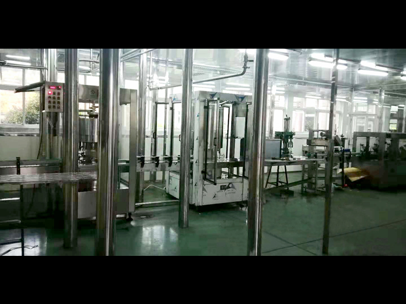 白酒灌裝機 白酒灌裝機