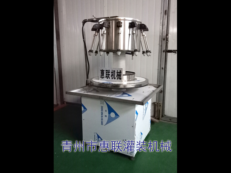 白酒葡萄酒灌裝機(jī) 白酒葡萄酒灌裝機(jī)