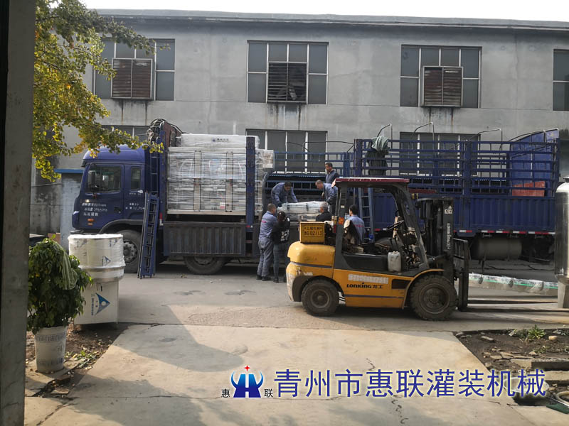 尾氣處理液灌裝機 尾氣處理液灌裝機