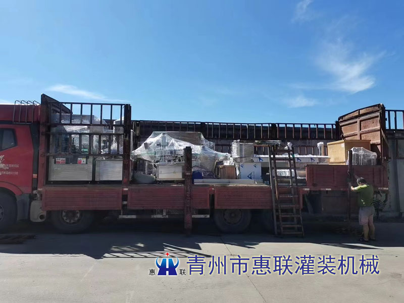 白酒灌裝機(jī)實力廠家